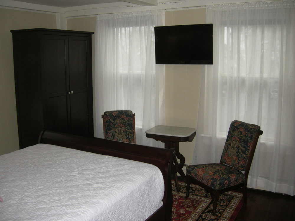 Nantucket White House Inn Exterior photo